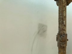 �≦��̼��ʩ�������Xһƽ����ʯ���c�≦��̼���Ă�(g��)��